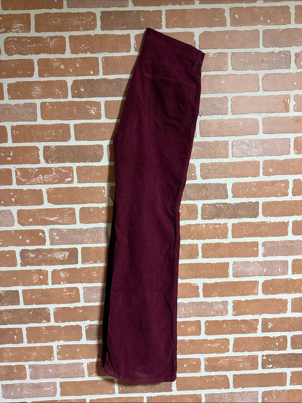 Women’s GAP Burgundy corduroy Pants